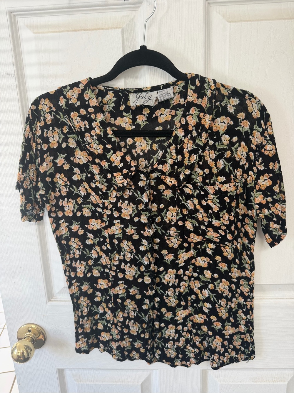 Black Floral Short-Sleeve Button Front Top